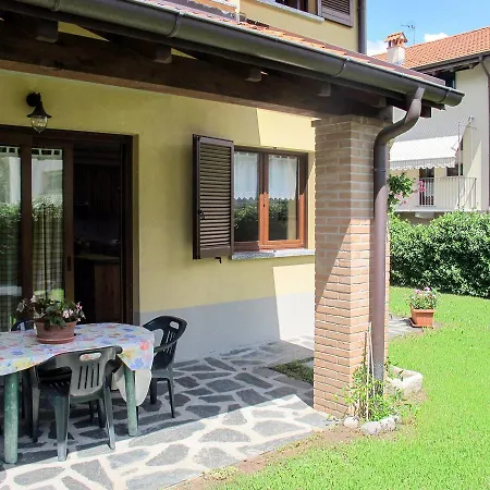 ;casa Monia 214s Holiday home Colico